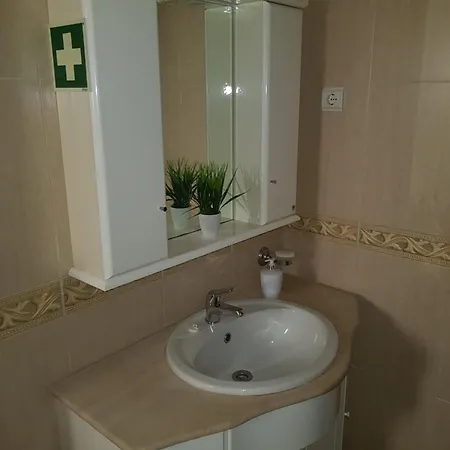 Apartment Geräumige Mit Terrasse In Strandnähe Nazaré